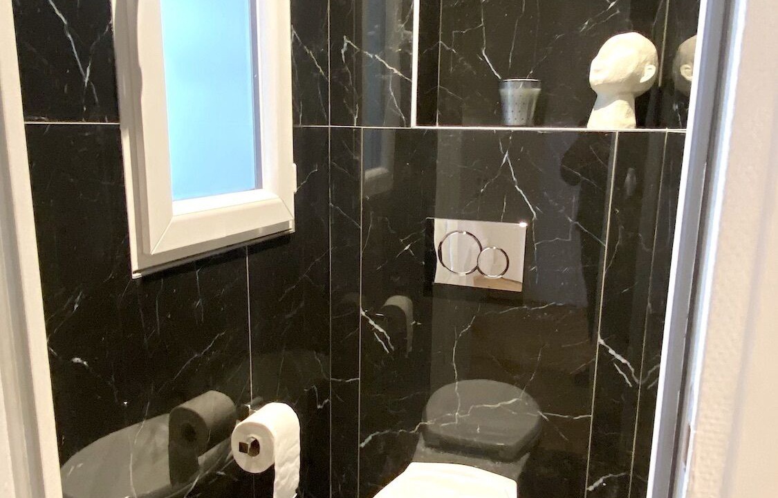 Photo of Bathroom in Batignolles