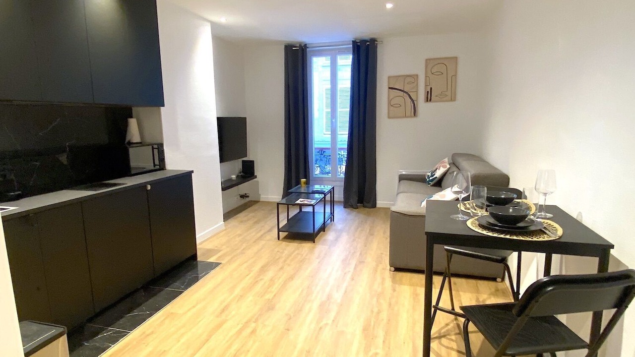 Photo of Livingroom in Batignolles