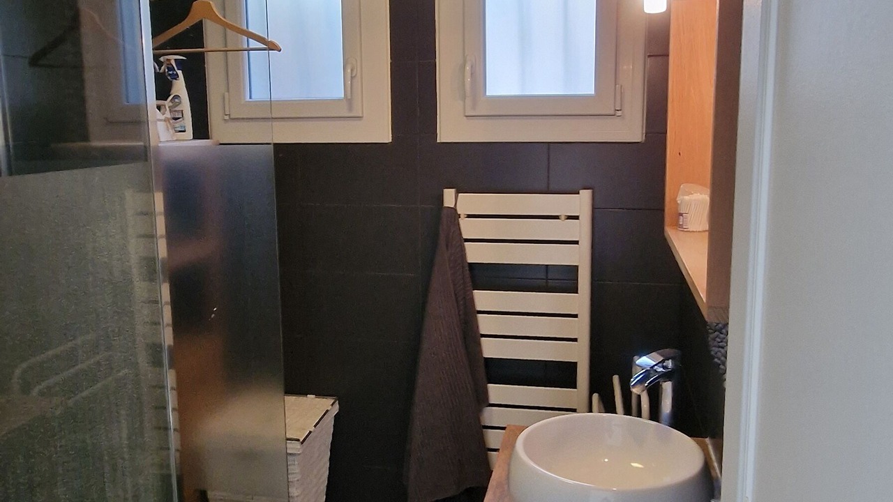 Photo of Bathroom in Livry-Gargan