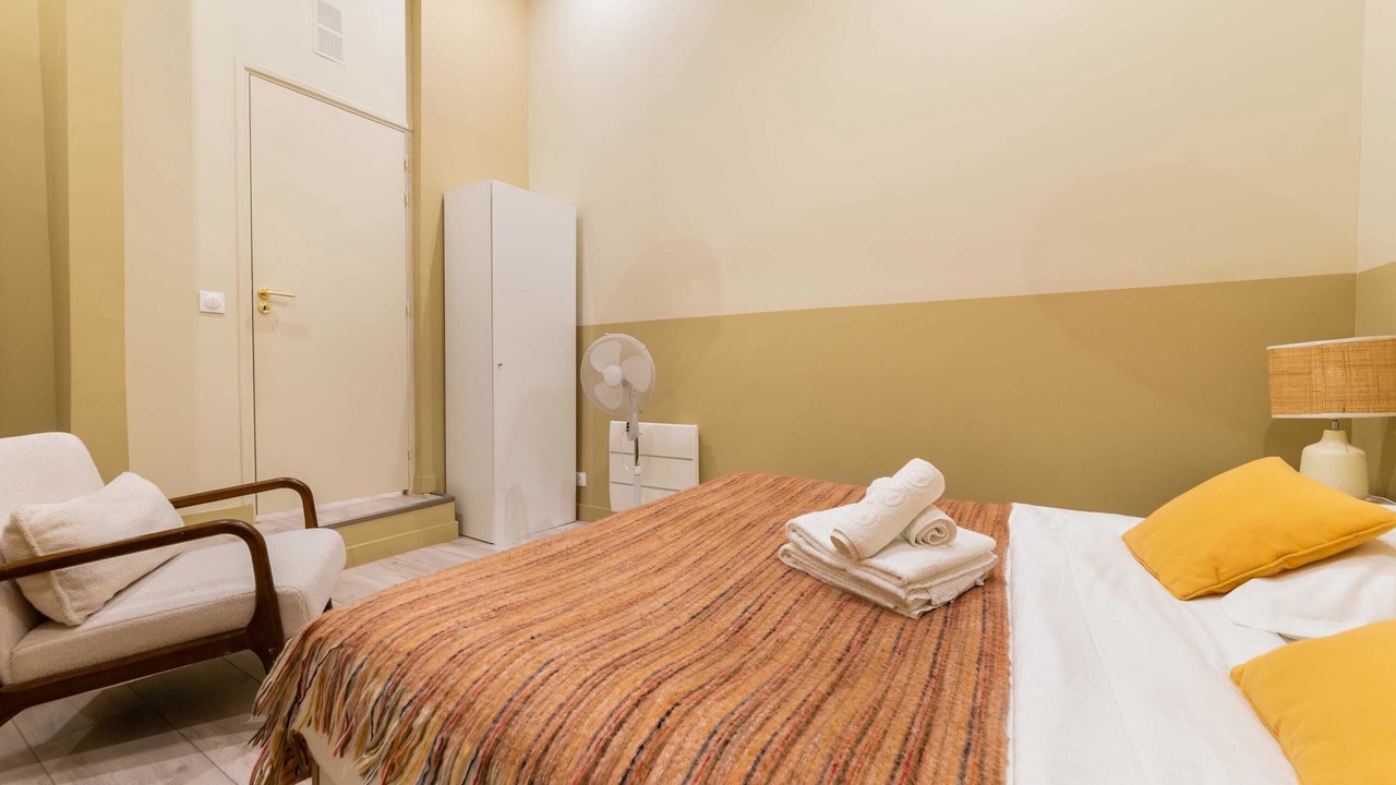 Photo of Bedroom in Quartier de la Folie-Mericourt