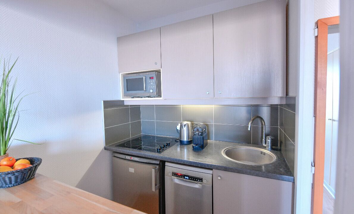 Photo of Kitchen in Combat