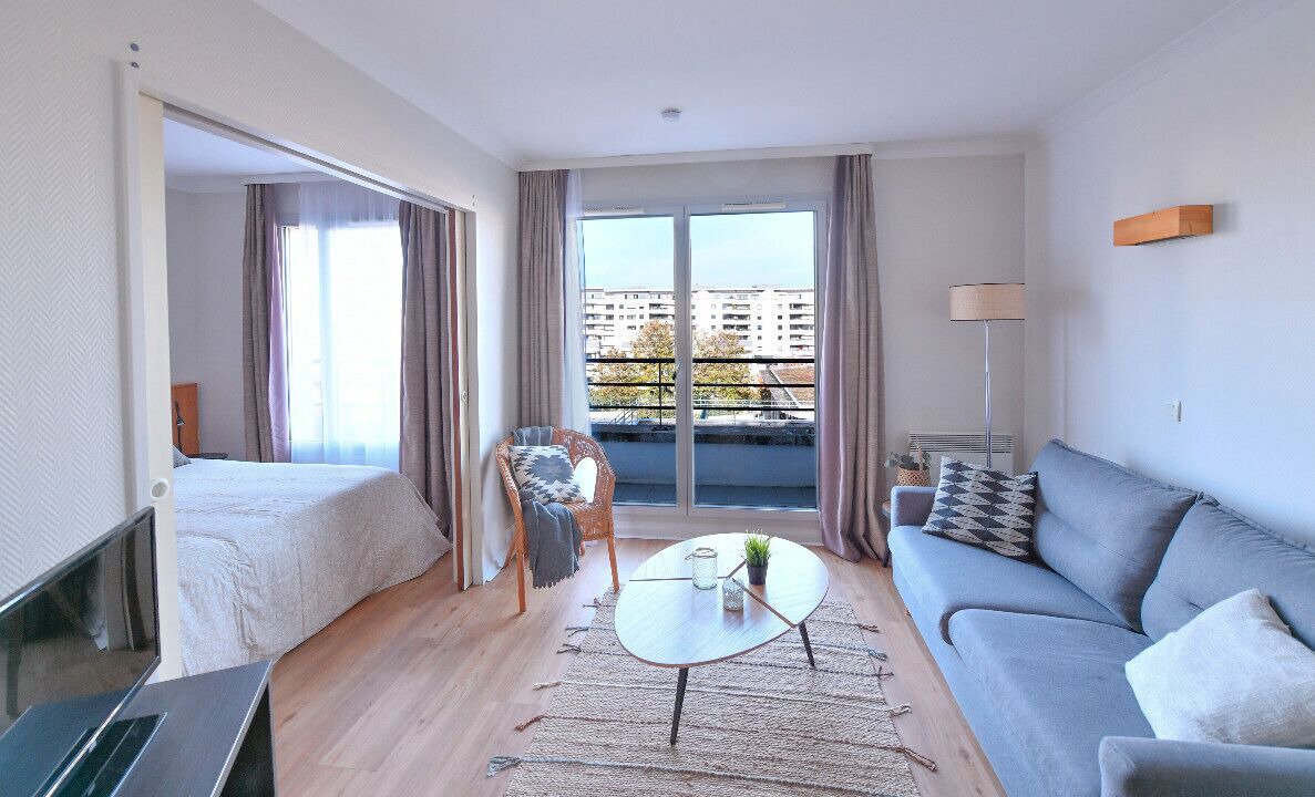 Photo of Livingroom in Combat