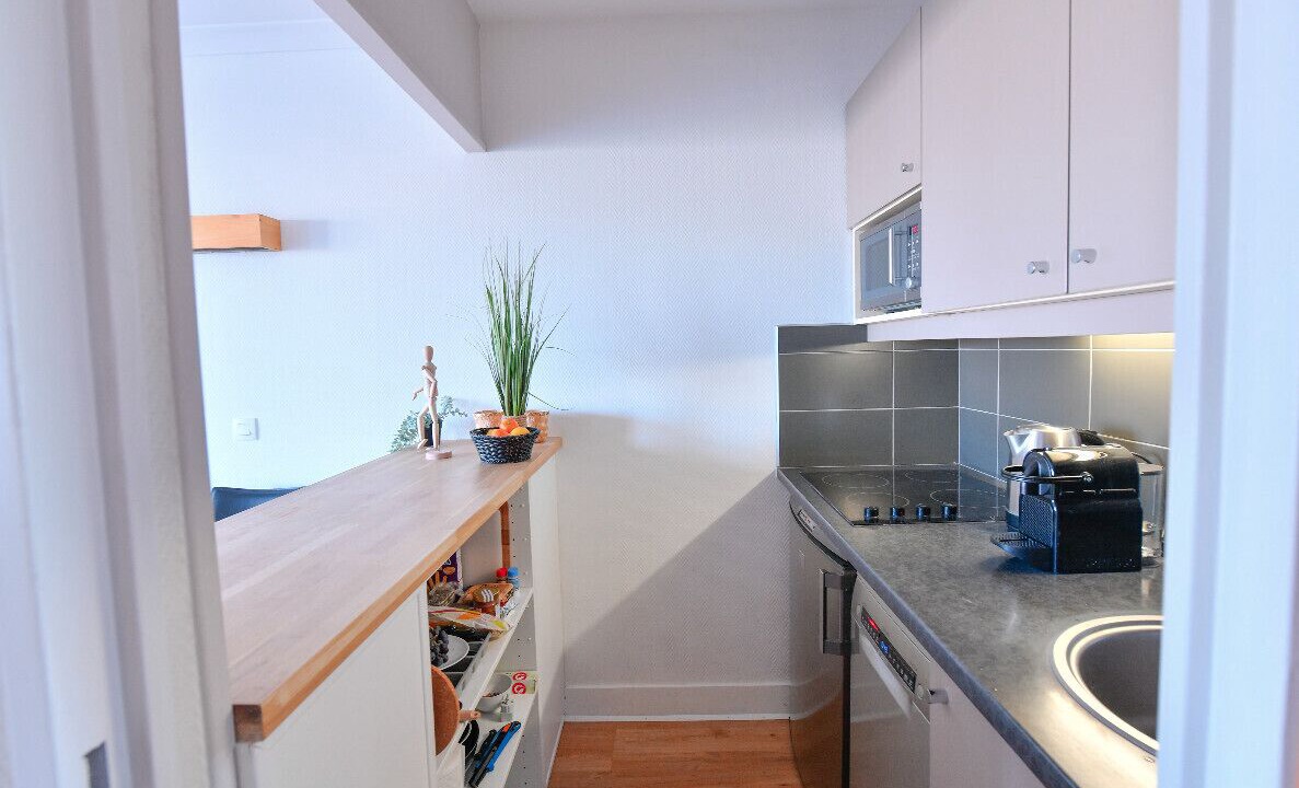Photo of Kitchen in Combat