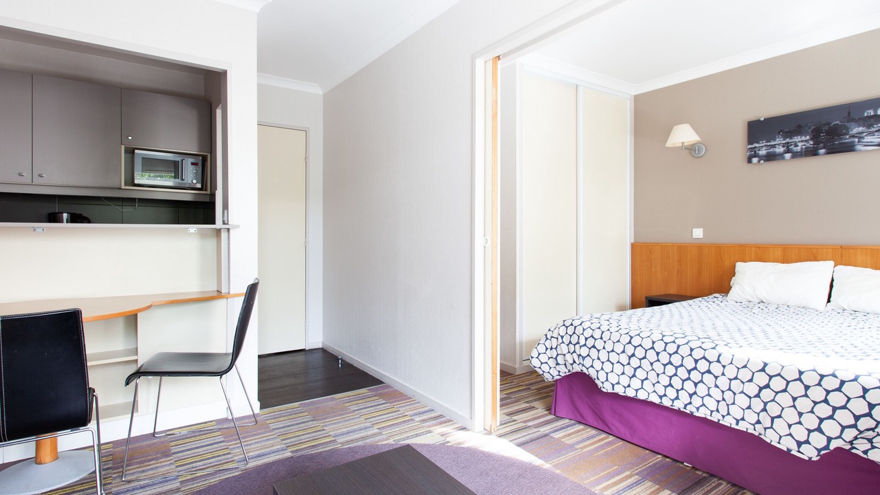 Photo of Bedroom in Combat
