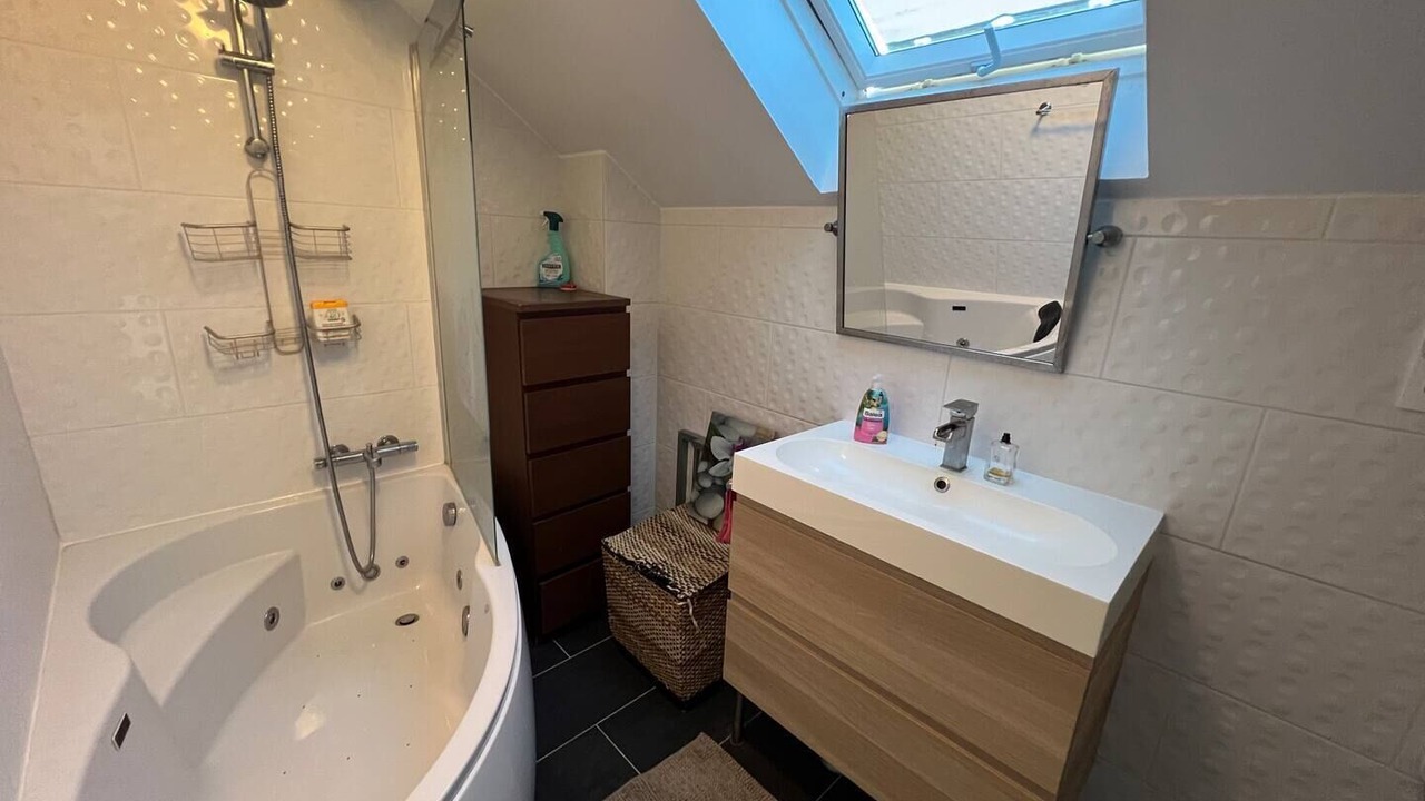 Photo of Bathroom in Plateau - Mont-Valerien