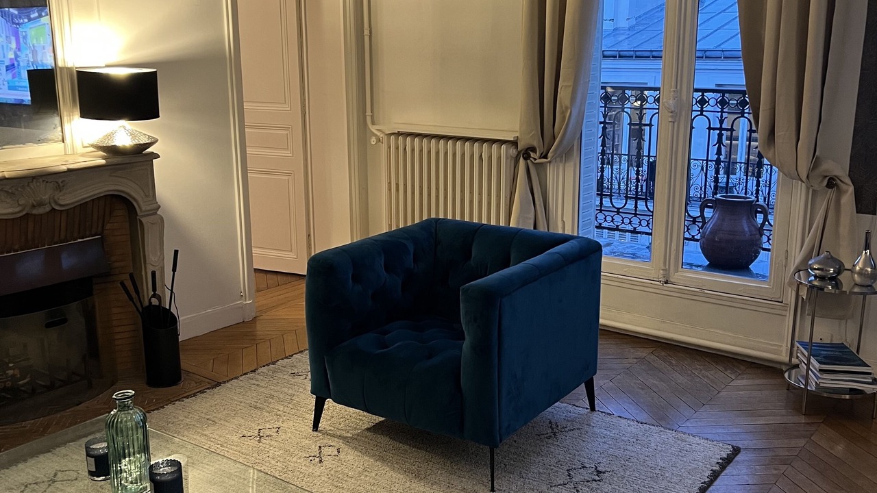 Photo of Livingroom in 16th Arrondissement