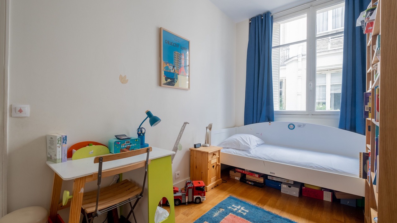 Photo of Bedroom in Montparnasse