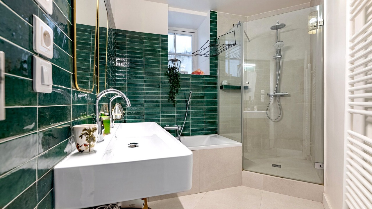 Photo of Bathroom in 10th Arrondissement