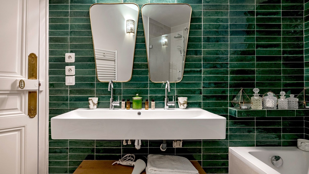 Photo of Bathroom in 10th Arrondissement