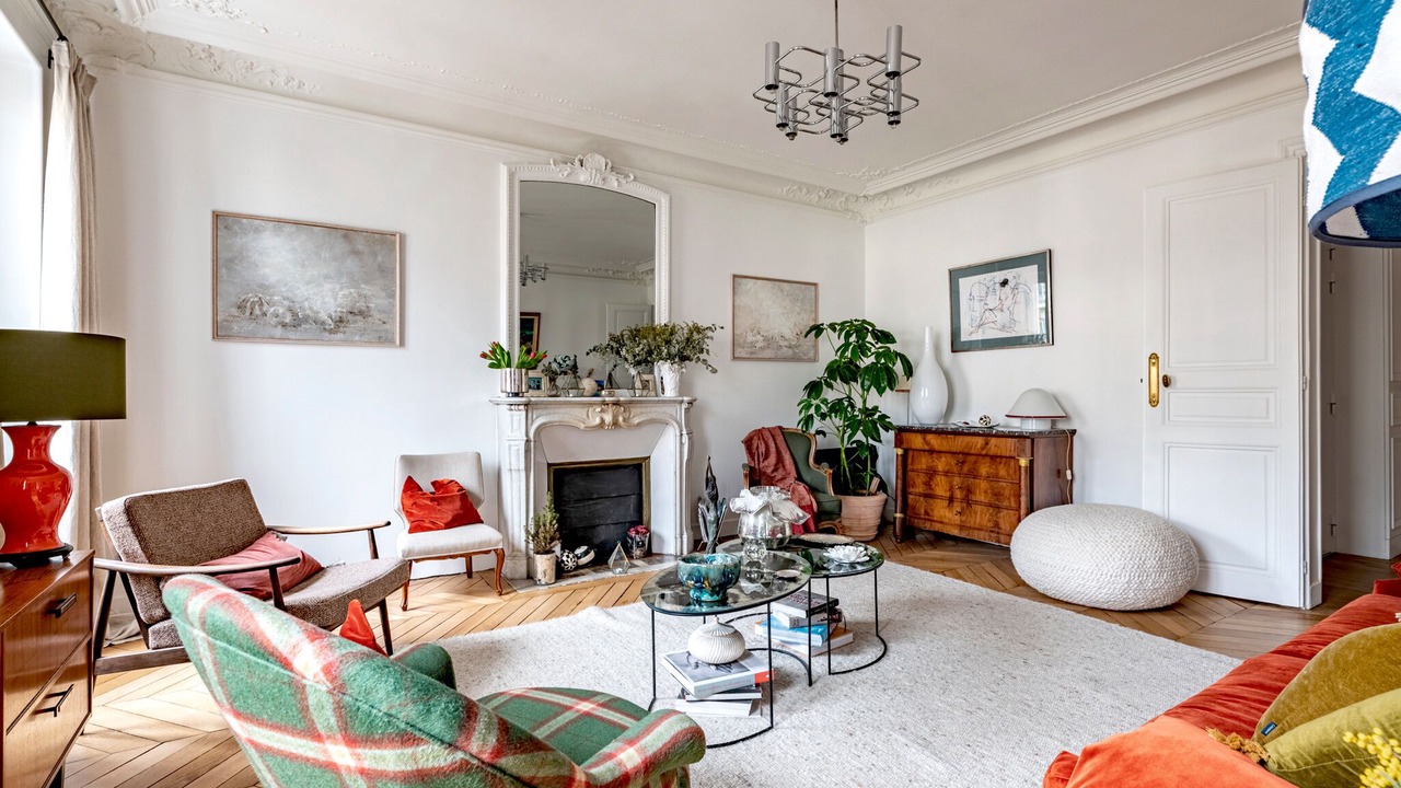 Photo of Livingroom in 10th Arrondissement