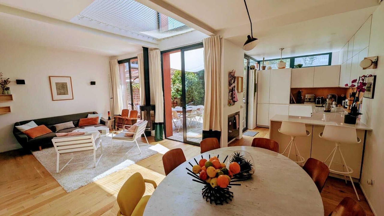 Photo of Livingroom in Les Lilas