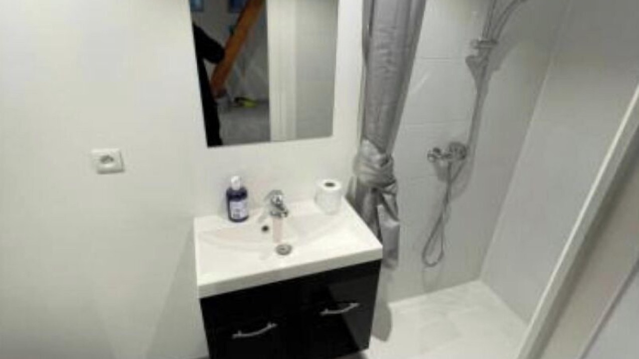 Photo of Bathroom in Joinville-le-Pont
