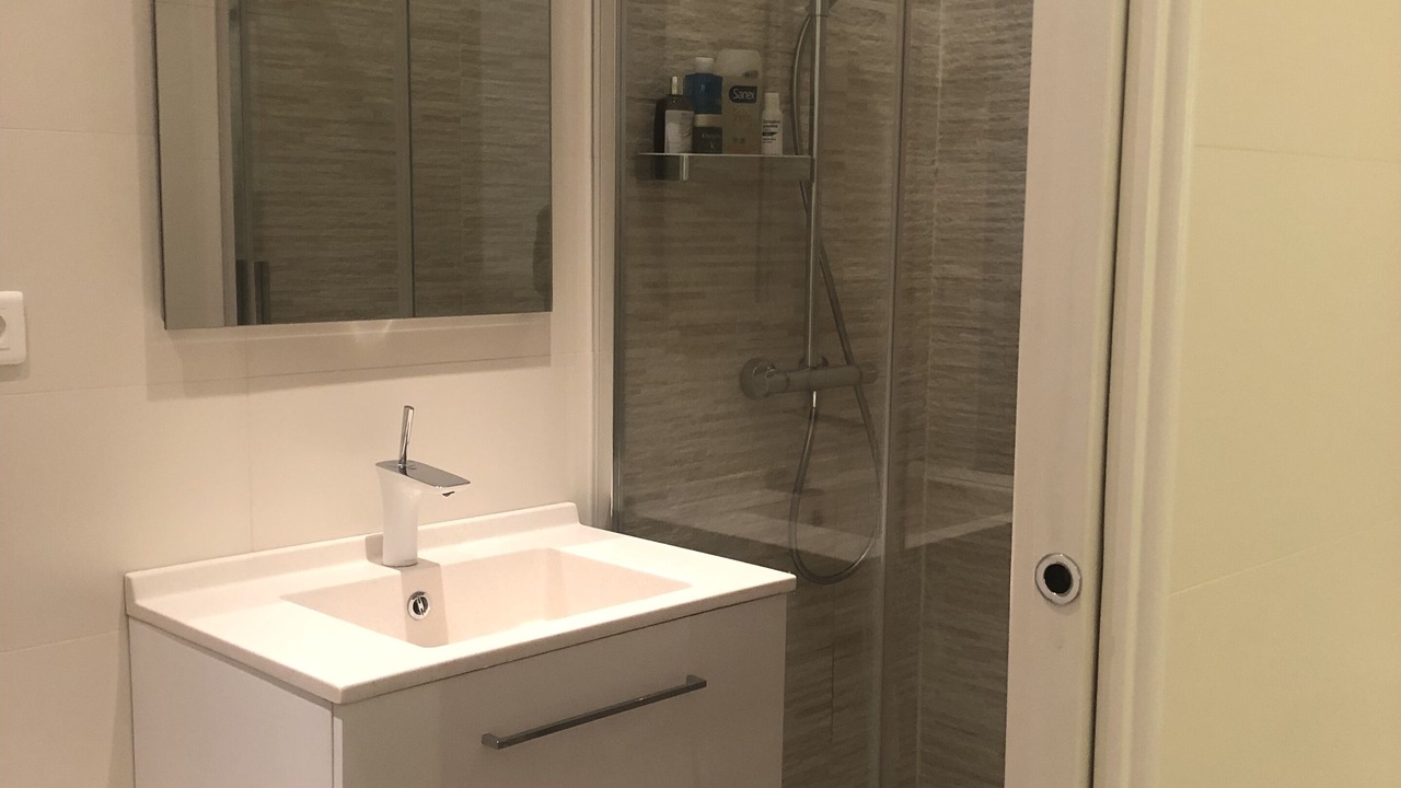 Photo of Bathroom in Quartier du Faubourg-Montmartre