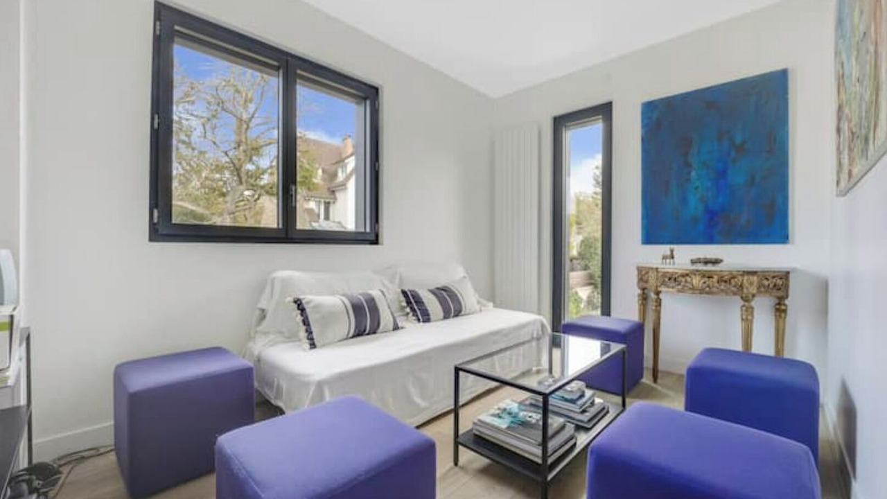 Photo of Livingroom in Vaucresson