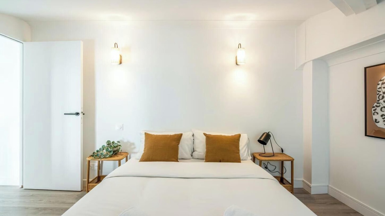 Photo of Bedroom in 3rd Arrondissement