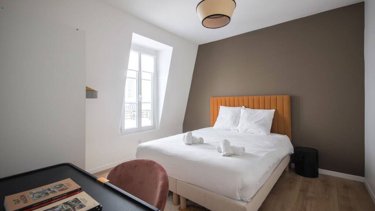 Photo of Bedroom in 15th Arrondissement