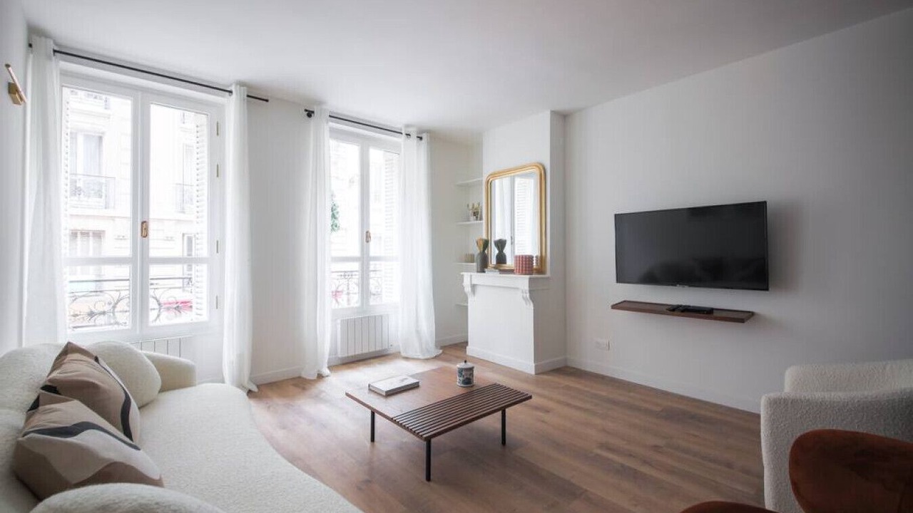 Photo of Livingroom in 15th Arrondissement