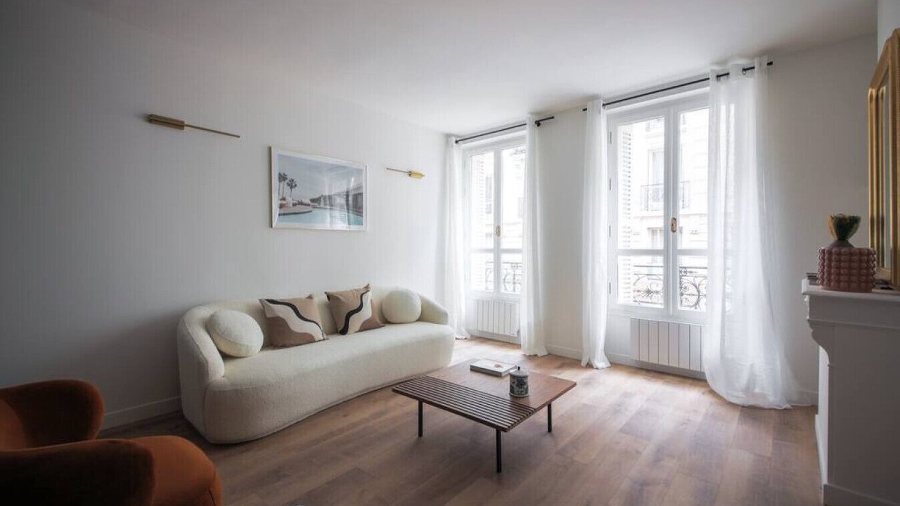 Photo of Livingroom in 15th Arrondissement