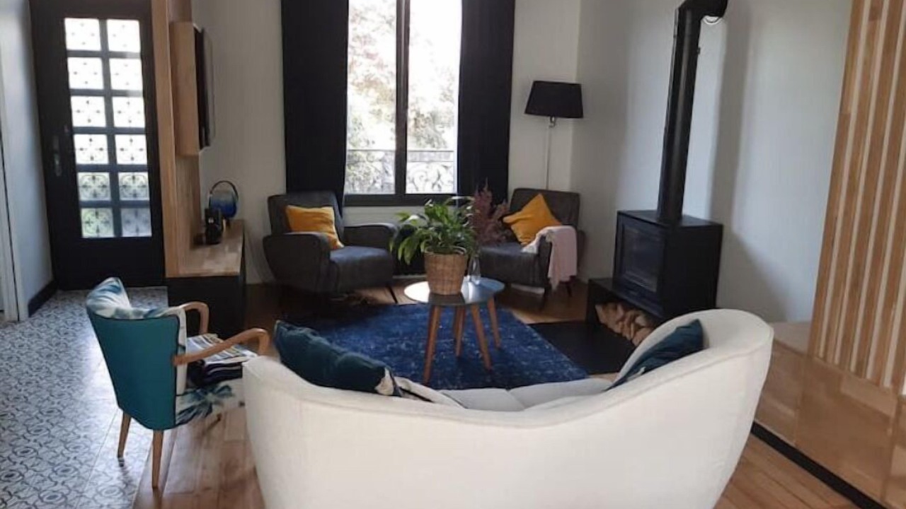 Photo of Livingroom in Colombes