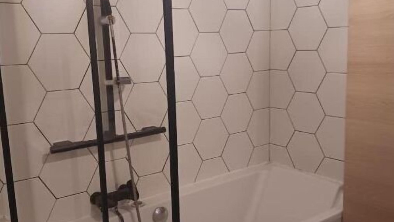 Photo of Bathroom in Colombes