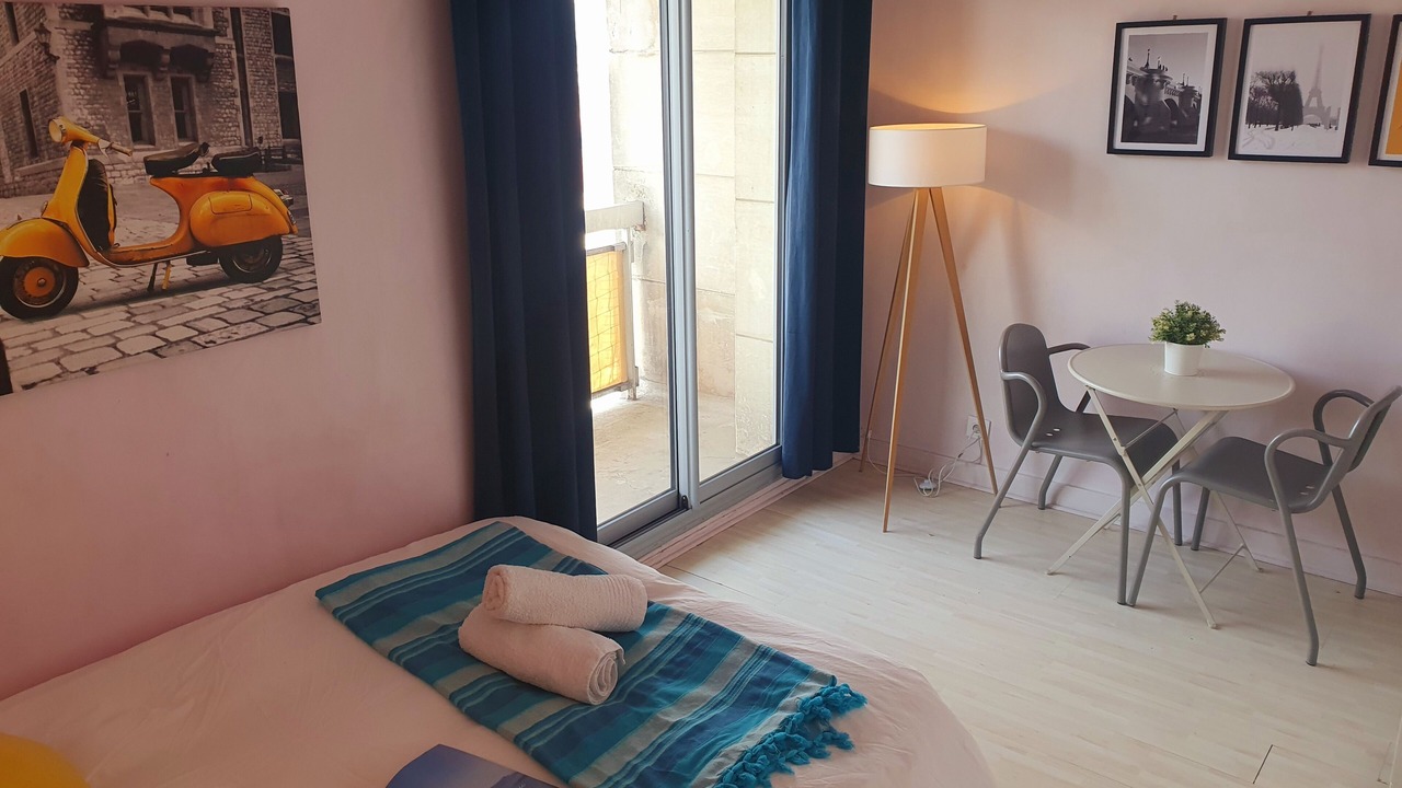 Photo of Bedroom in Louis Bertrand-Mirabeau-Semard