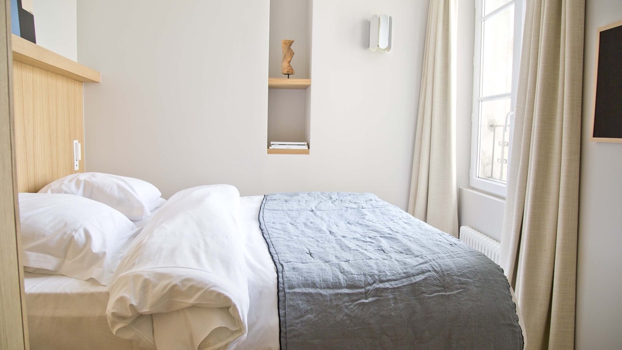 Photo of Bedroom in 5th Arrondissement