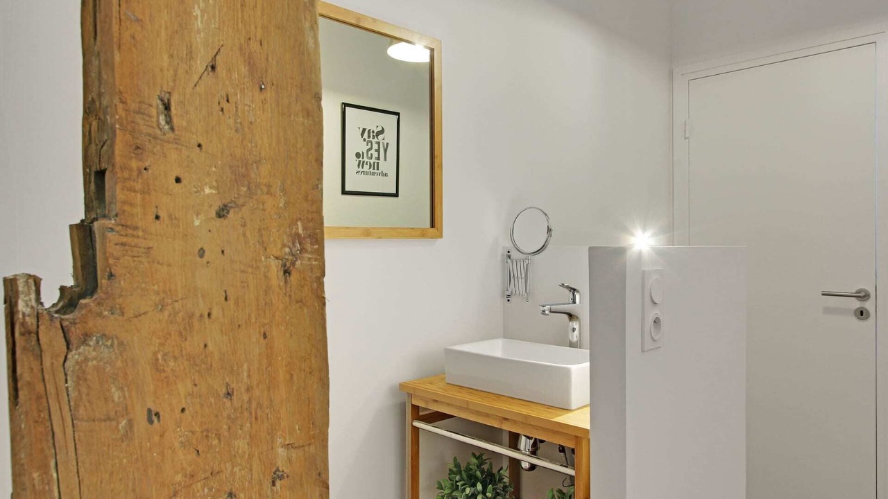 Photo of Bathroom in Arts-et-Metiers