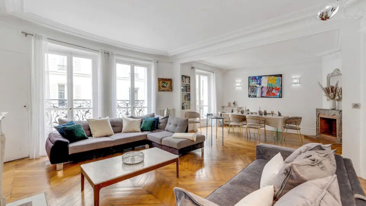 Photo of Livingroom in Chaillot