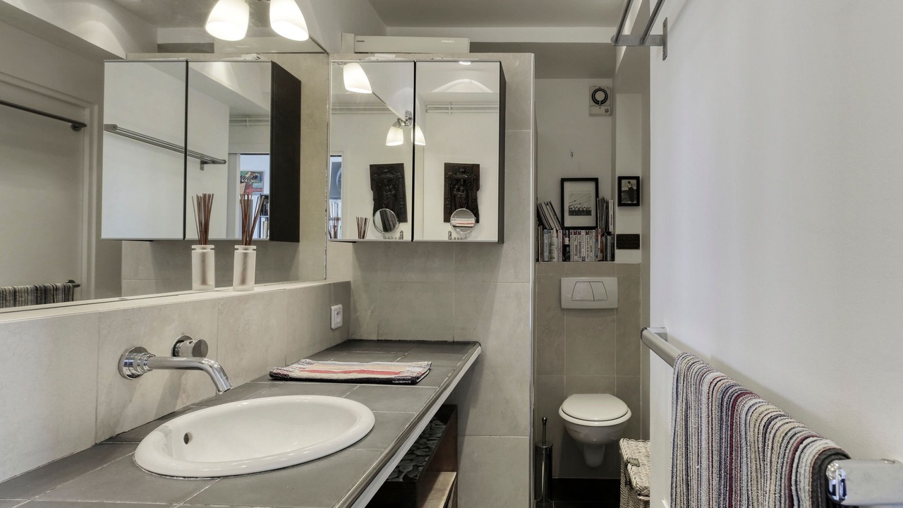 Photo of Bathroom in Montparnasse