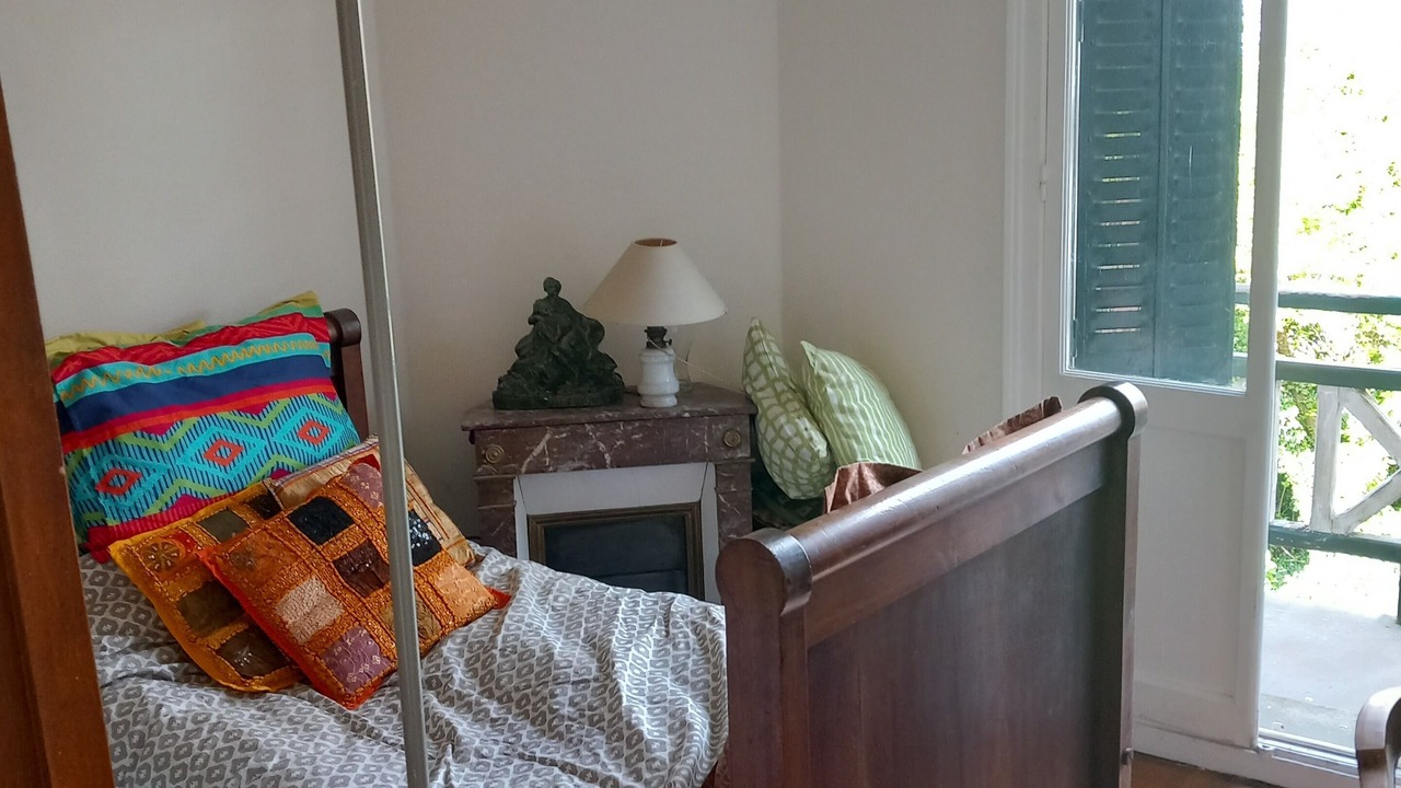 Photo of Bedroom in Esbly