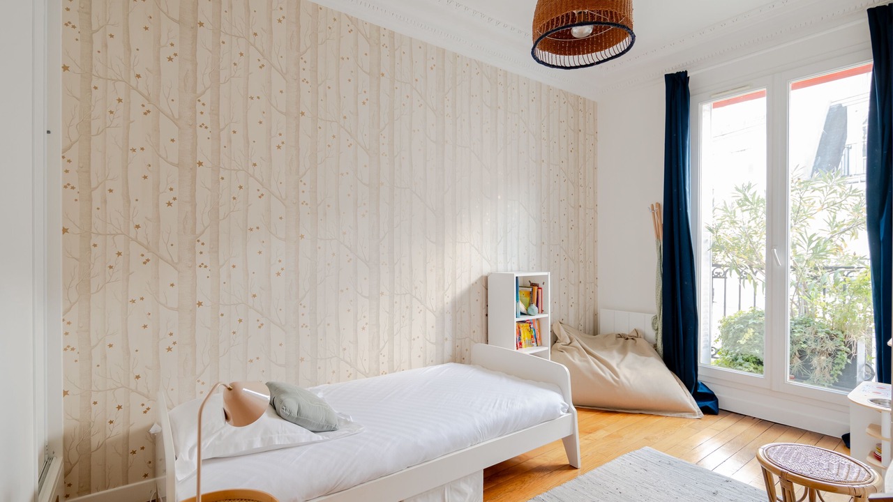 Photo of Bedroom in Passy