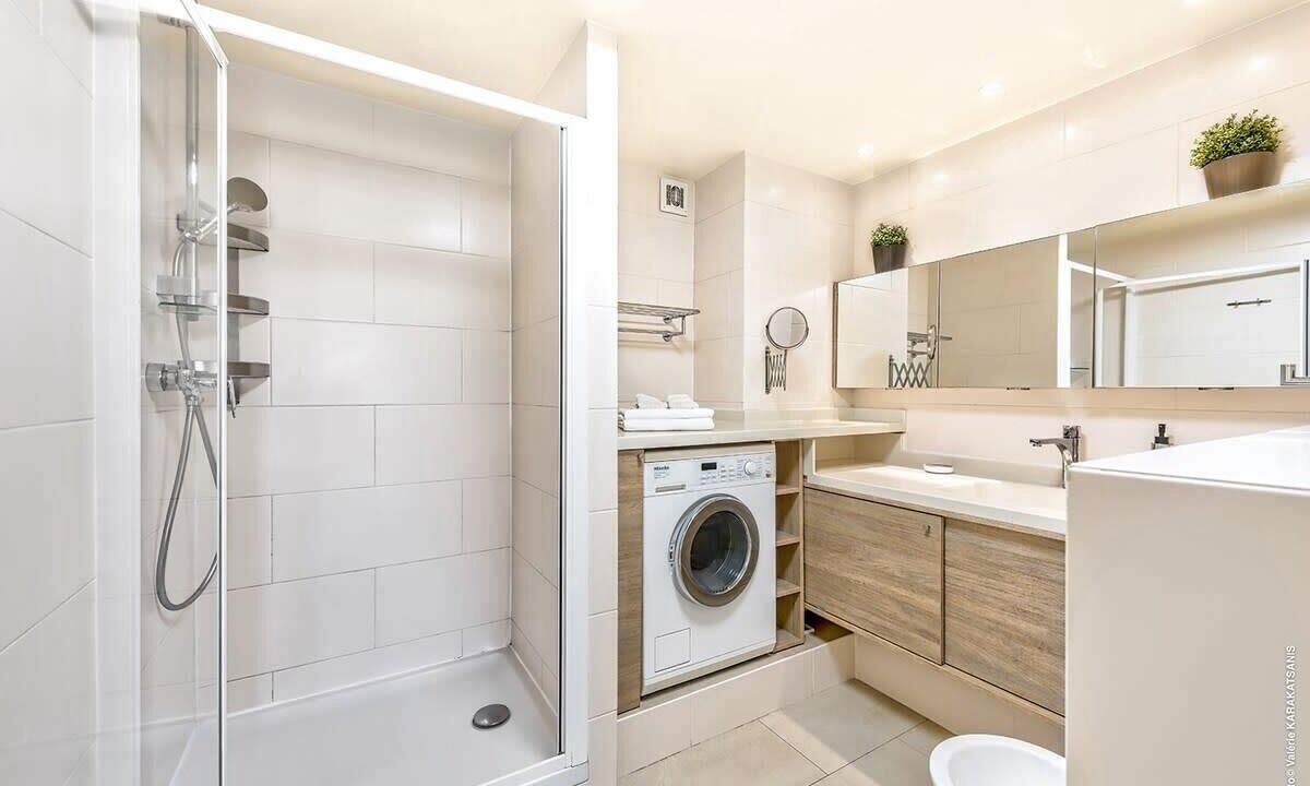 Photo of Bathroom in Chaillot