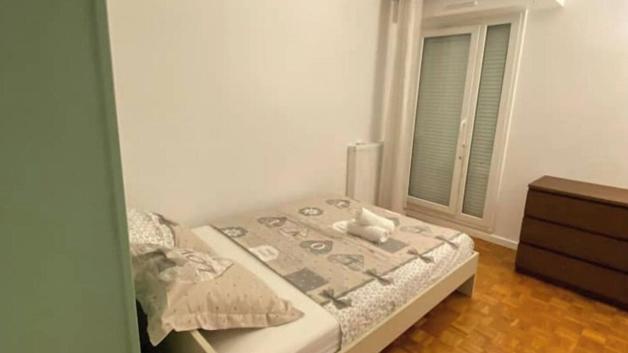 Photo of Bedroom in Colombes