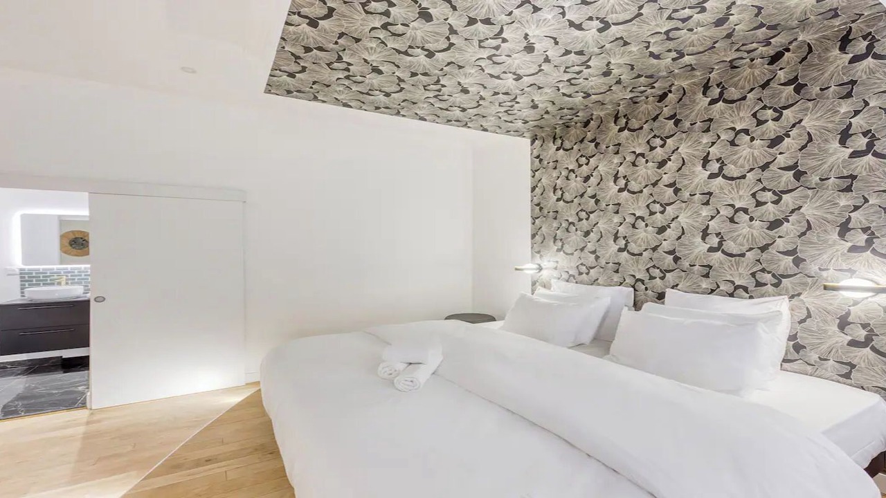 Photo of Bedroom in Notre Dame