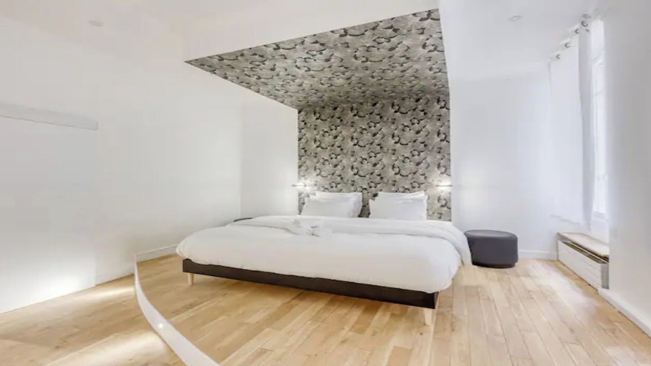Photo of Bedroom in Notre Dame