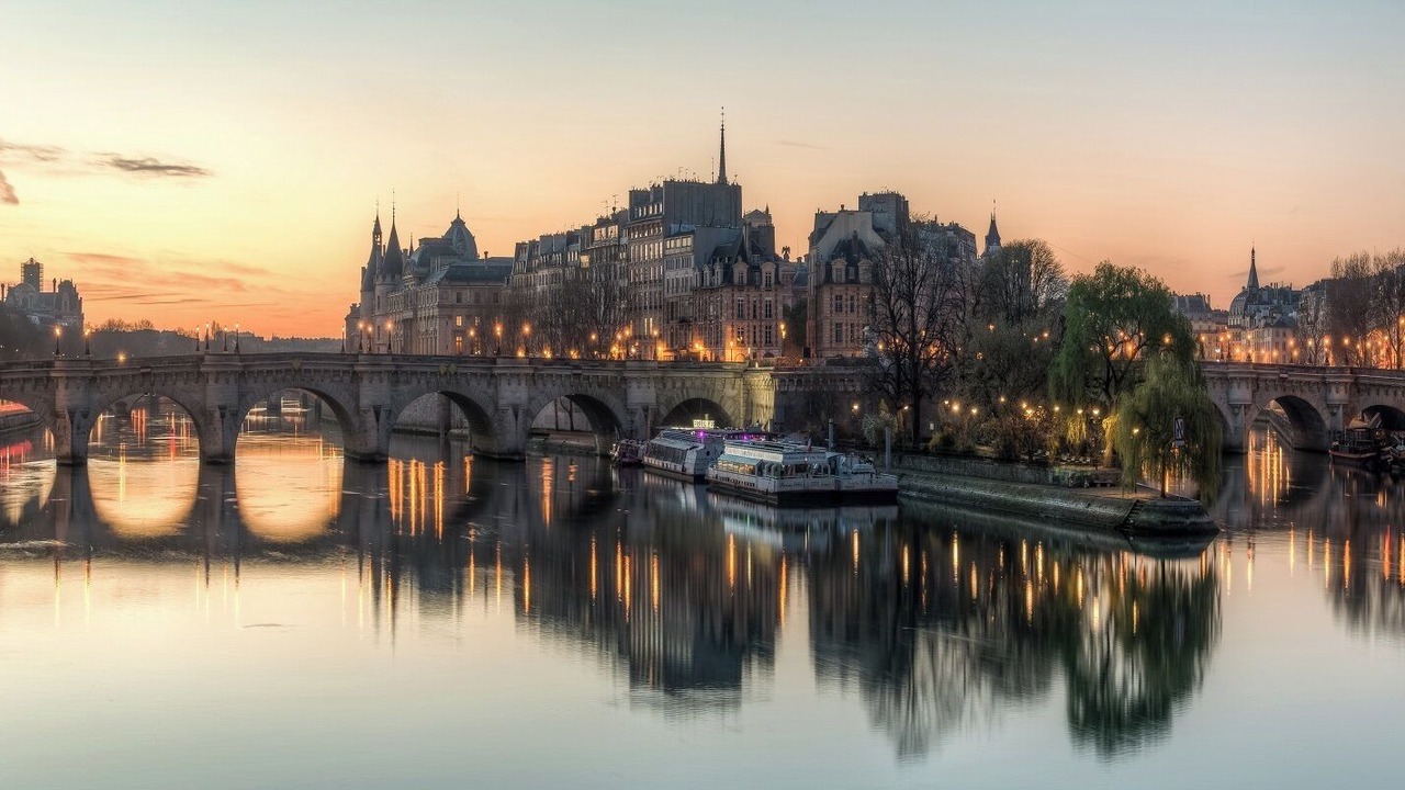 Photo of Others in Notre Dame
