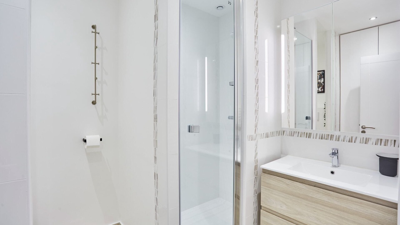 Photo of Bathroom in 16th Arrondissement