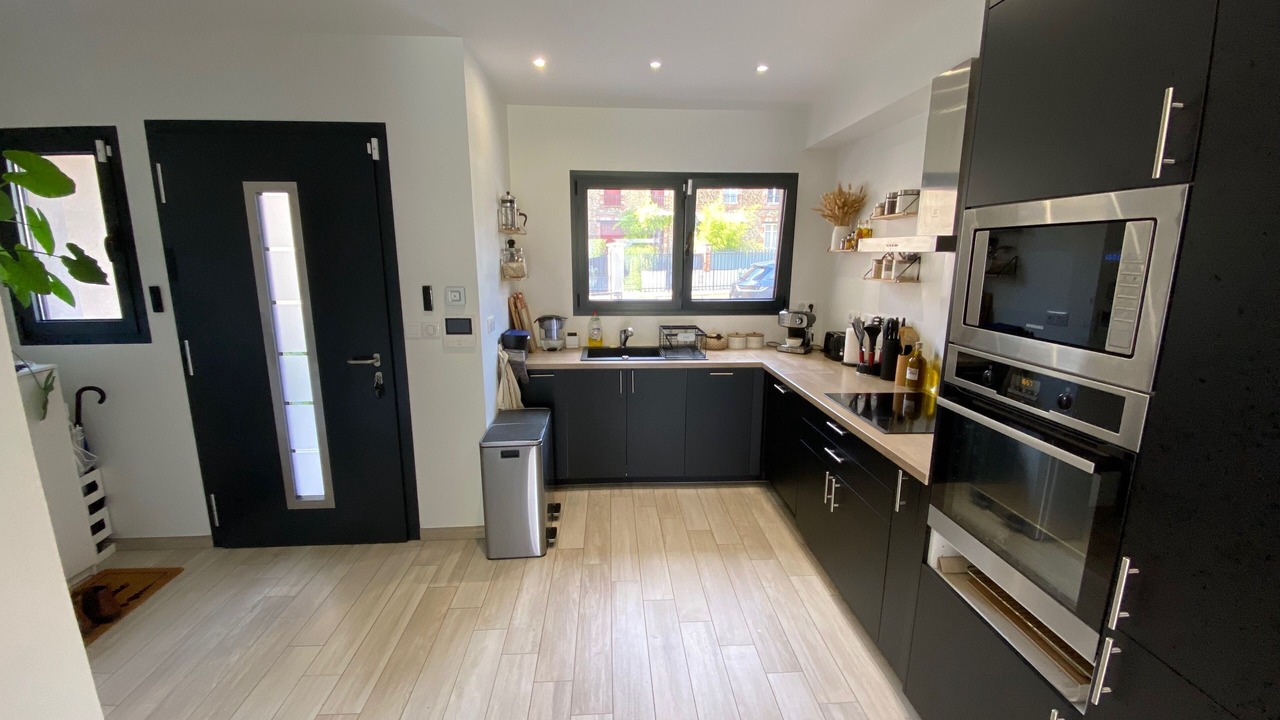 Photo of Kitchen in Colombes