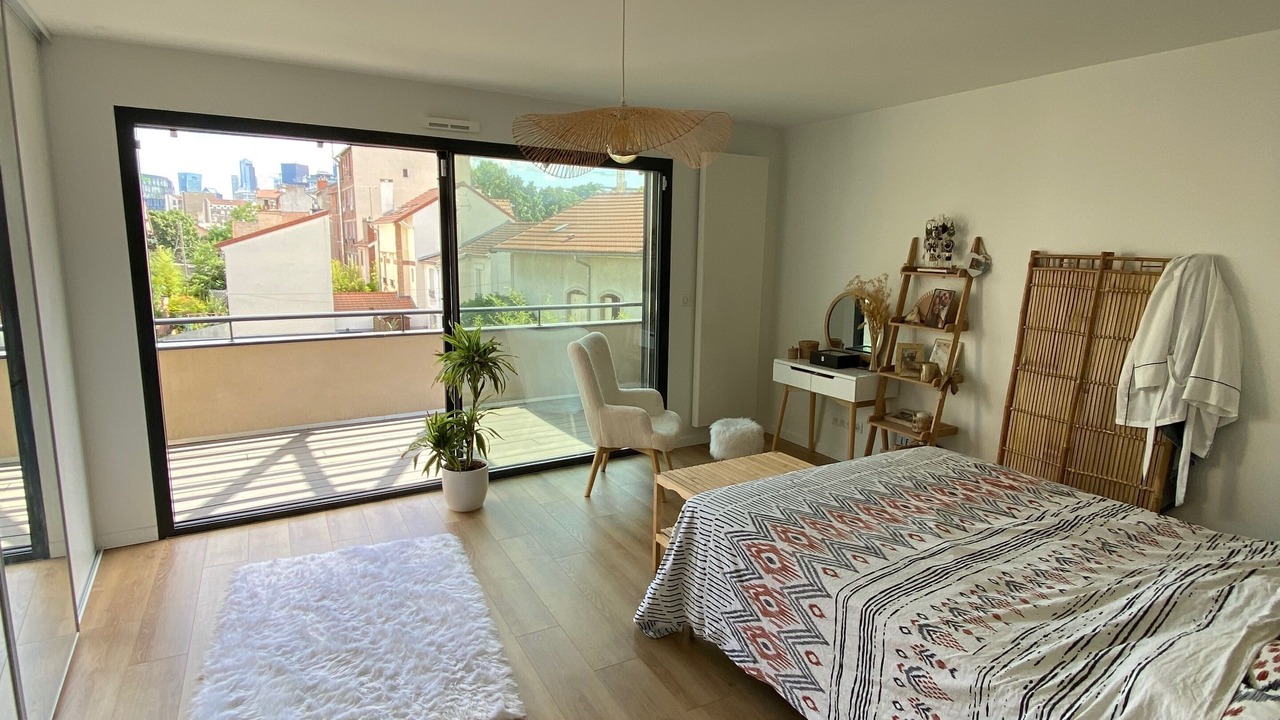 Photo of Bedroom in Colombes