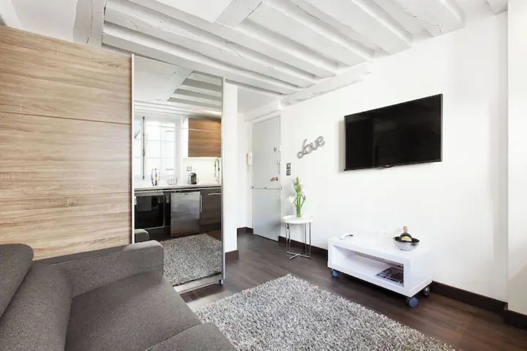 Photo of Livingroom in Quartier de la Place-Vendome