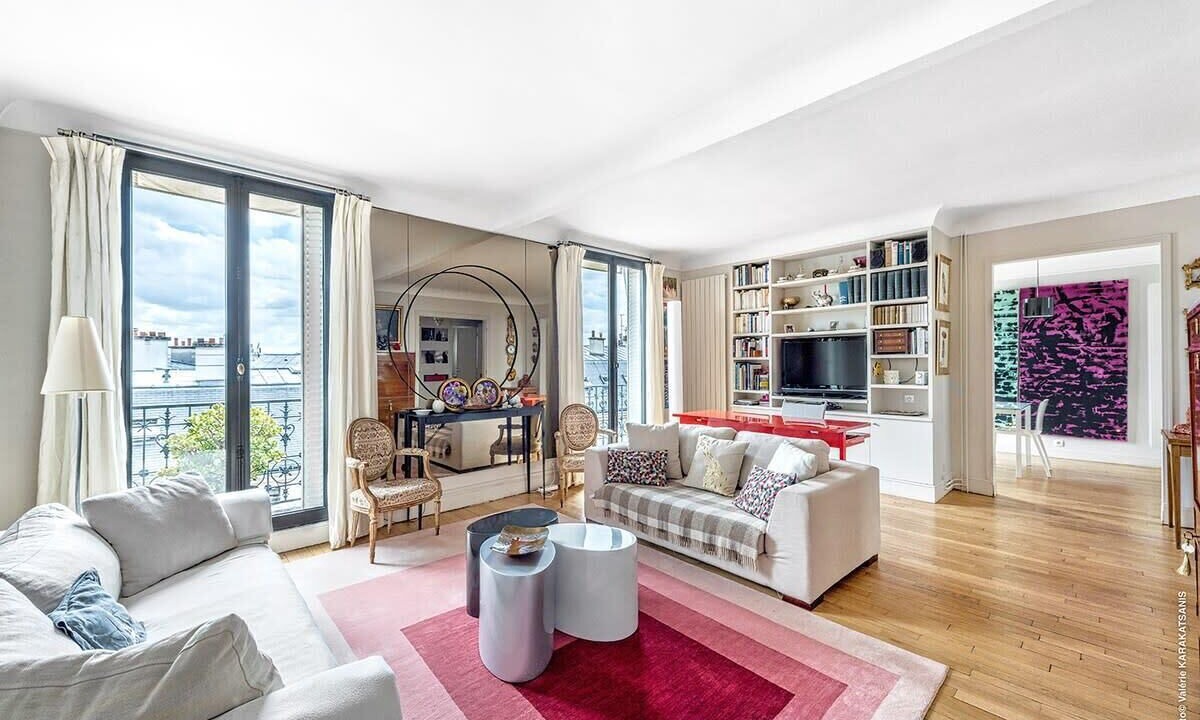 Photo of Livingroom in Chaillot