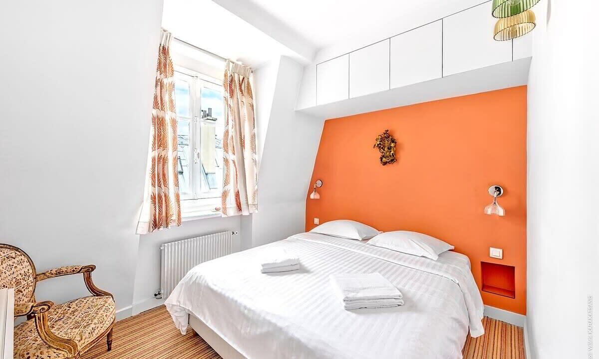 Photo of Bedroom in Chaillot