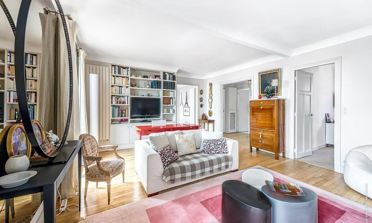 Photo of Livingroom in Chaillot