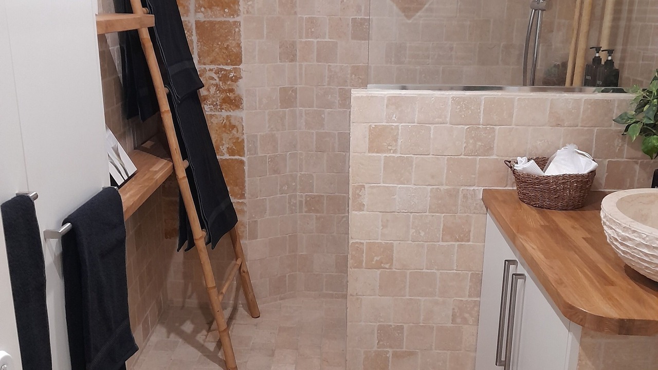 Photo of Bathroom in Chaillot