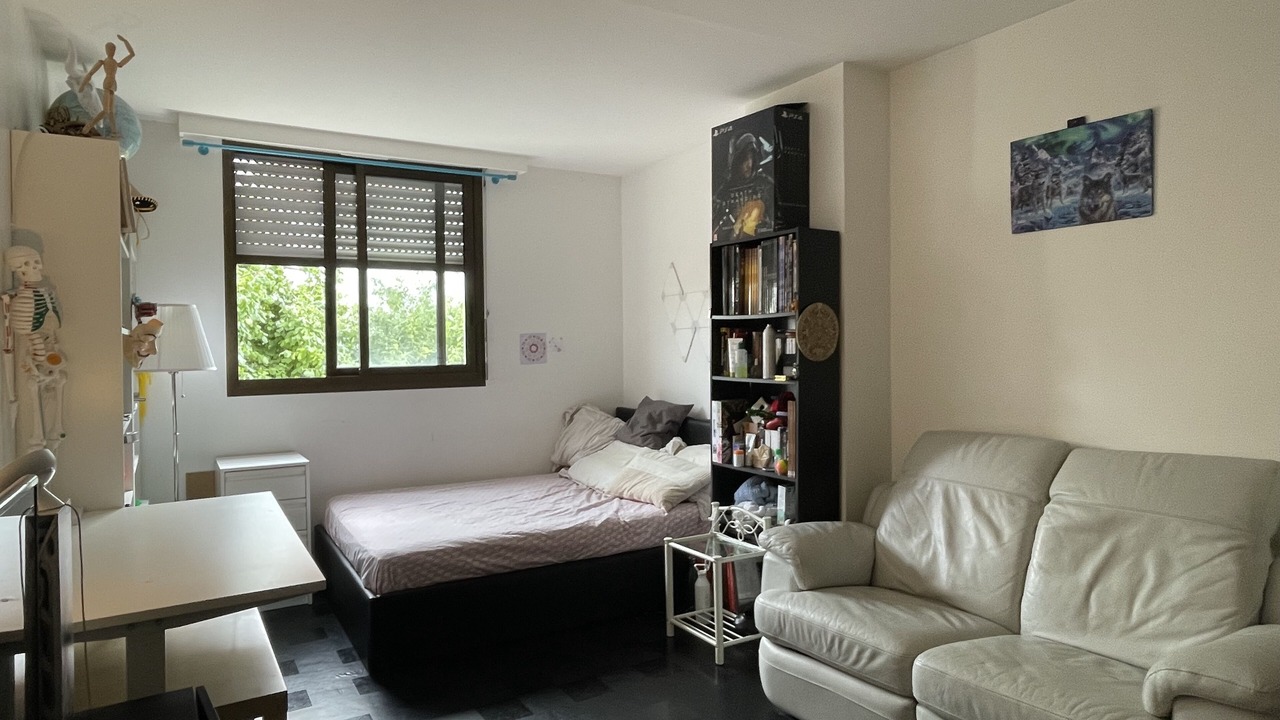 Photo of Bedroom in Le Parc Saint-Maur