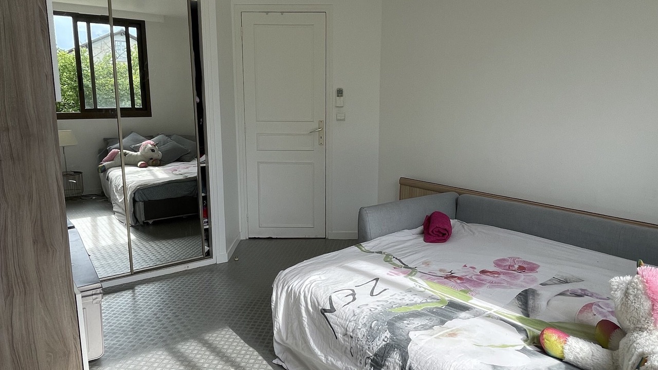 Photo of Bedroom in Le Parc Saint-Maur