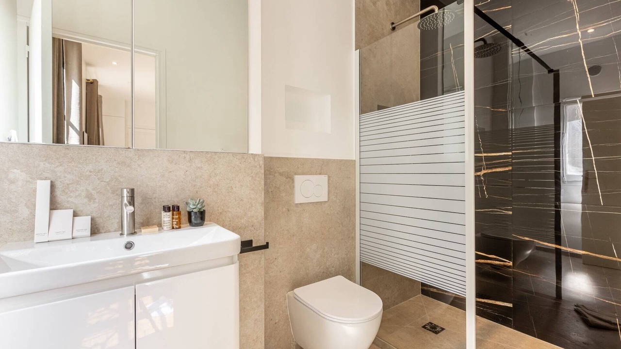 Photo of Bathroom in Quartier de la Place-Vendome