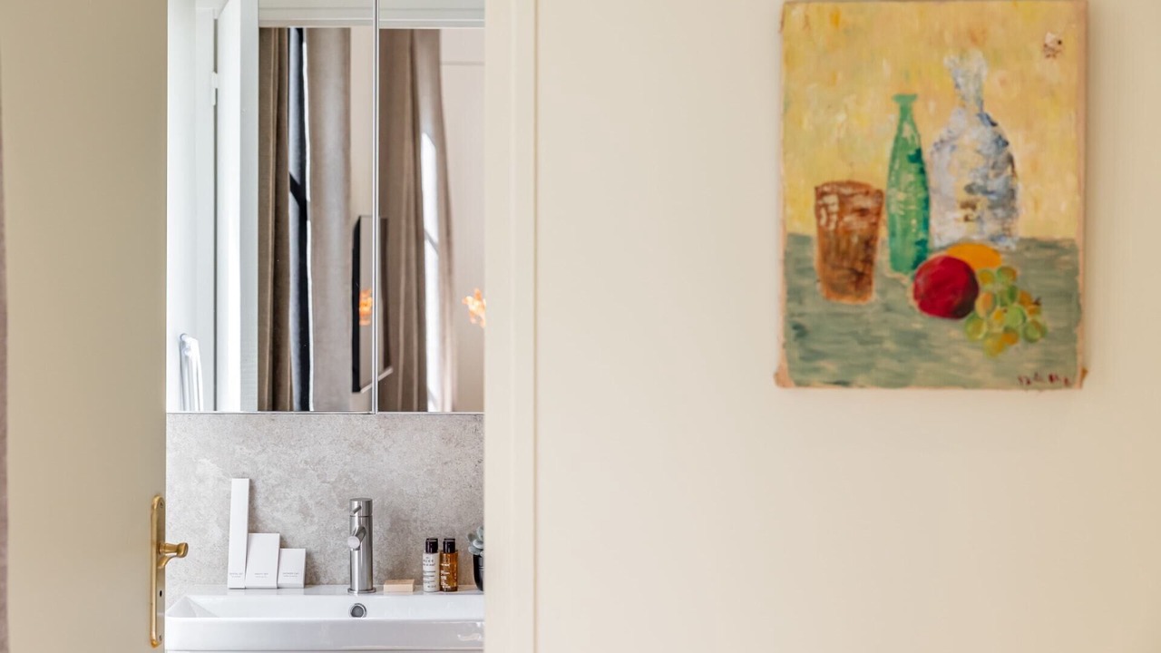 Photo of Bathroom in Quartier de la Place-Vendome