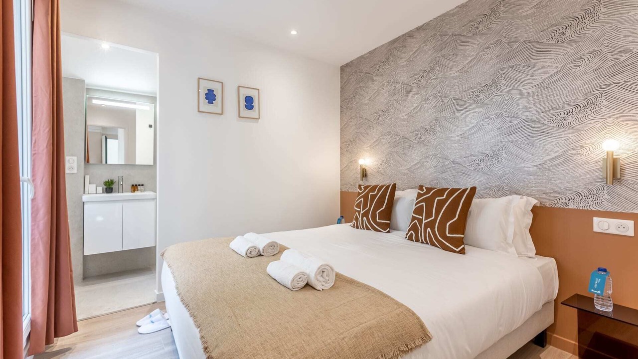 Photo of Bedroom in Quartier de la Place-Vendome