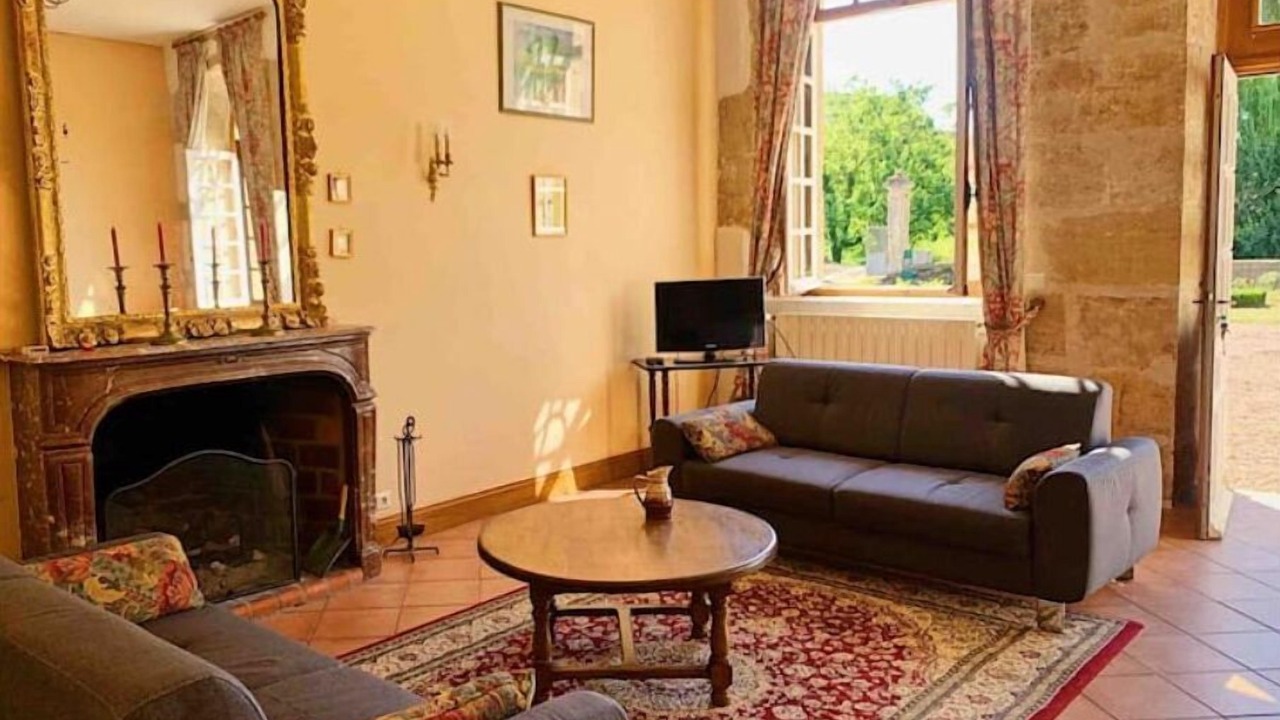 Photo of Livingroom in Domecy-sur-le-Vault